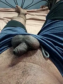 Snapshot of mr_slim_body chatting on 05/07/26, 01:44 mr slim body online show from 05/07/26, 01:44