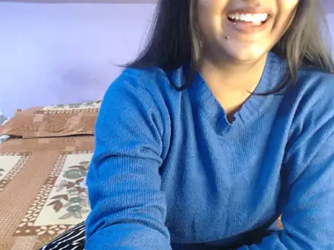 Freya nia online show from 12/24/24, 03:47