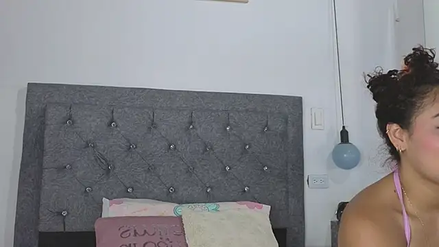 Meghan taylor   online show from 11/15/25, 10:26