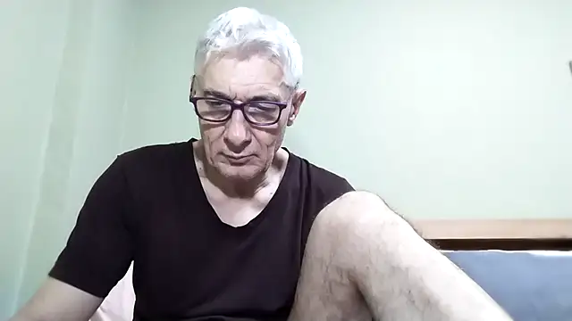 BIGUNCUTHARDCOCK online show from 10/13/25, 02:22