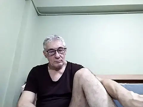 BIGUNCUTHARDCOCK online show from 10/15/25, 02:22