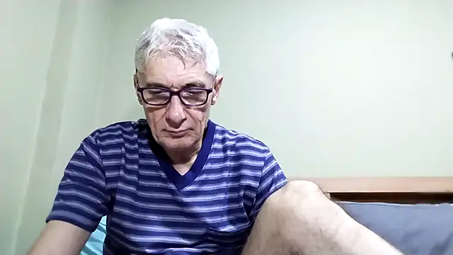 BIGUNCUTHARDCOCK online show from 10/17/25, 11:40