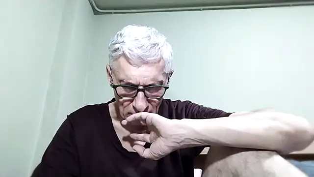 BIGUNCUTHARDCOCK online show from 10/22/25, 12:38