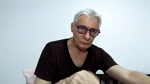 BIGUNCUTHARDCOCK online show from 04/04/26, 02:03