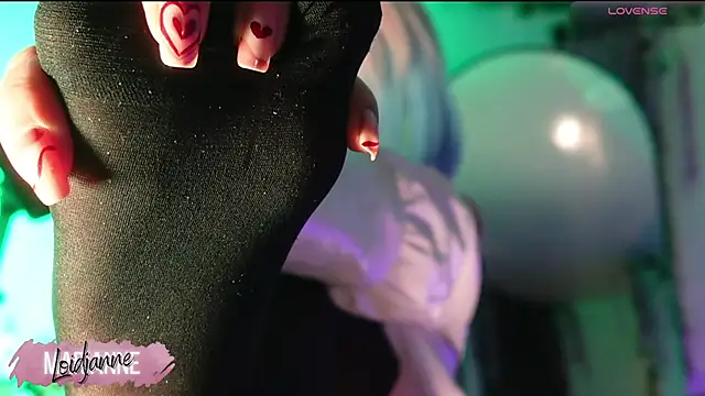 loIijanne online show from 09/24/25, 03:32