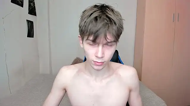 Makentoshi  online show from 03/22/25, 10:28