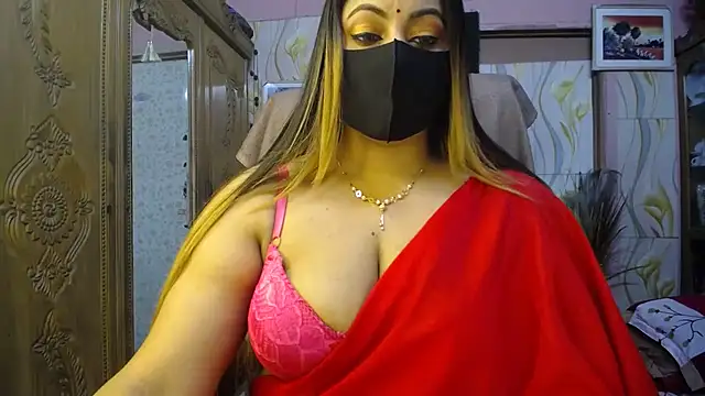 Snapshot of SohanaSabaSexy chatting on 01/31/26, 07:11 SohanaSabaSexy online show from 01/31/26, 07:11