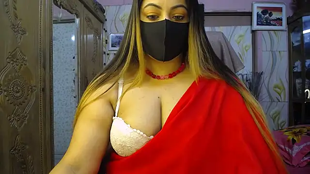 Snapshot of SohanaSabaSexy chatting on 02/25/26, 04:16 SohanaSabaSexy online show from 02/25/26, 04:16