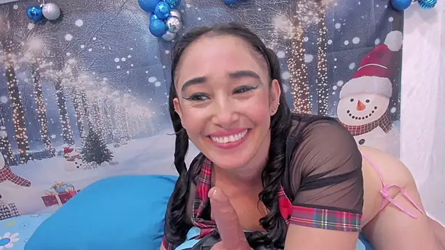 charlotte-11 online show from 12/20/25, 03:41