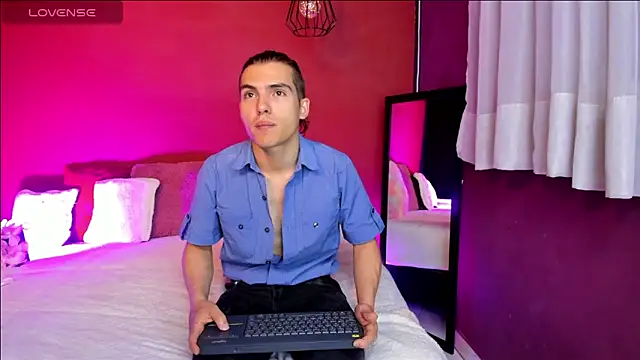  Tattoo Couple online show from 11/11/25, 01:00