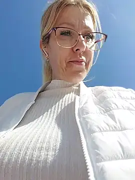 blondyruby online show from 03/09/26, 09:46