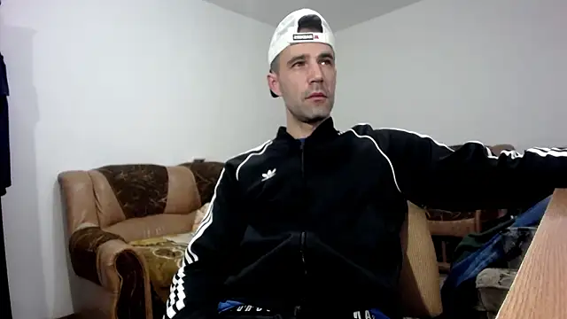 I like older menn online show from 02/20/26, 06:10