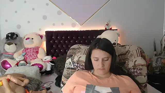 Lorenahot 06 online show from 03/03/25, 09:26