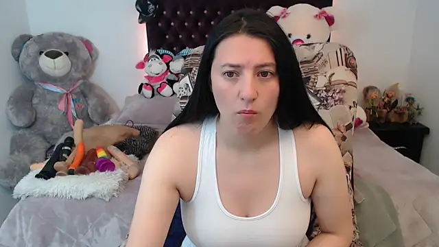 Lorenahot 06 online show from 09/27/25, 02:22