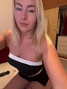 ChristyAdair online show from 12/13/24, 03:54