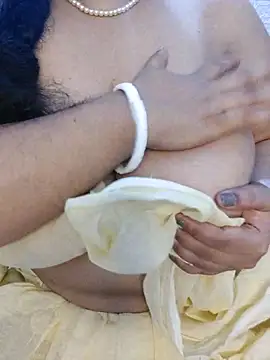 Adiba 2 online show from 04/18/26, 07:58