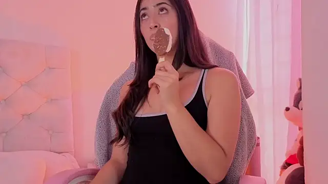 ChanellGV online show from 04/25/26, 07:44