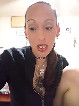 Zorrita Fox online show from 10/26/25, 01:55