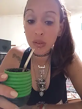 Zorrita Fox online show from 12/23/25, 01:14