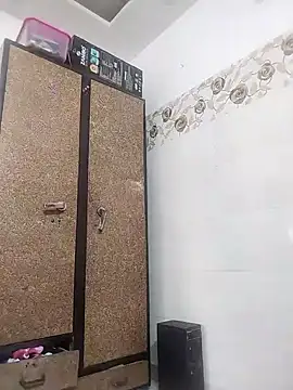 Husnpari20 online show from 12/04/24, 04:32