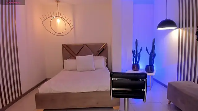 sarawinstone online show from 02/20/25, 02:18