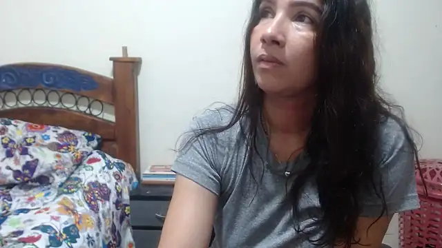 Ainhoa-hot online show from 05/15/26, 04:41