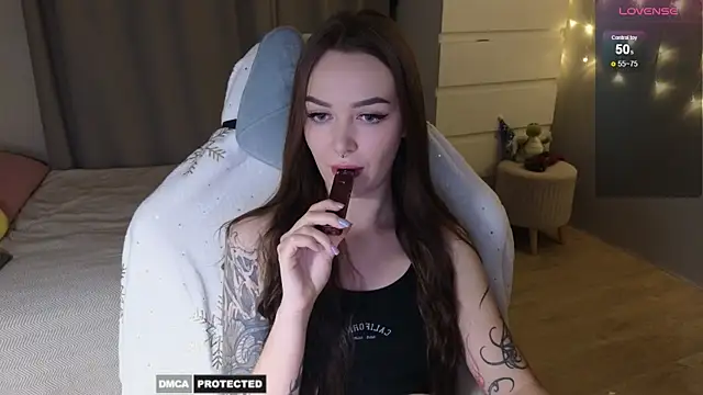 Snapshot of kate_leoo chatting on 01/26/25, 02:19 kate leoo online show from 01/26/25, 02:19