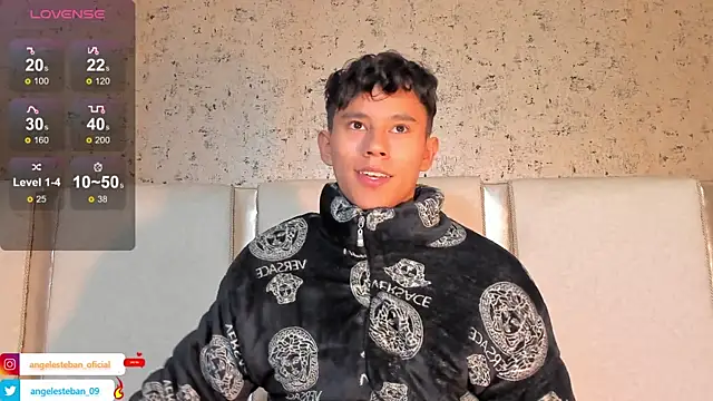 Angel esteban fx online show from 02/13/25, 07:03