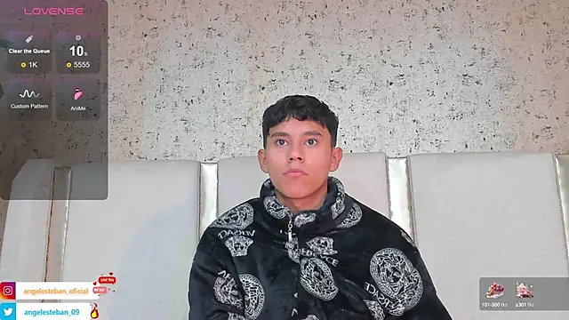 Angel esteban fx online show from 02/16/25, 03:37