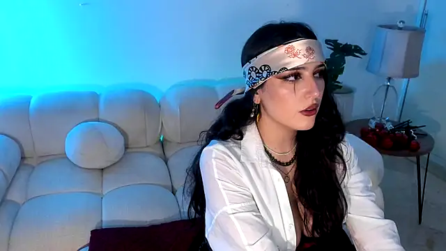 Snapshot of freya_bella_ chatting on 10/03/25, 09:06 freya bella online show from 10/03/25, 09:06