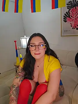 freya bella  online show from 07/04/26, 05:24