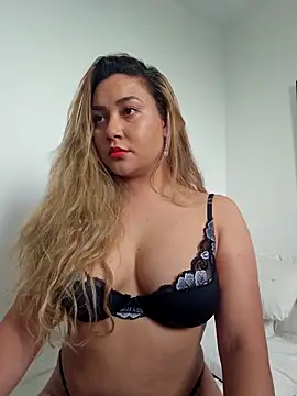 Lufer doll online show from 02/18/26, 03:52