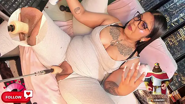 shayna manson  online show from 03/08/25, 05:17