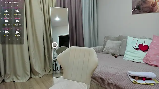 Adele Rimm online show from 04/20/26, 04:54