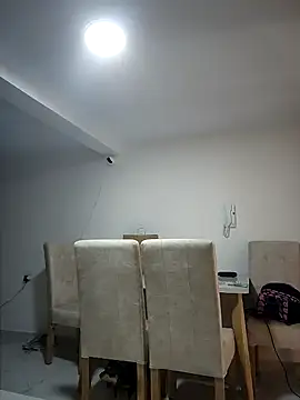 Snapshot of Juanelopez1 chatting on 02/03/25, 03:53 Juanelopez1 online show from 02/03/25, 03:53
