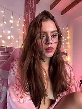 Juanelopez1 online show from 01/12/26, 01:11