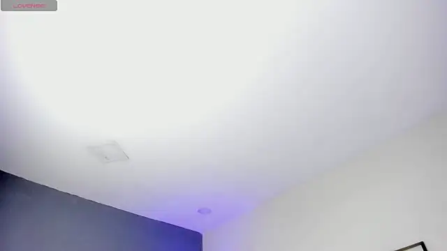 scarlett johs online show from 10/14/25, 11:22