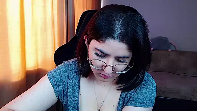 Snapshot of Crazy_Bunya chatting on 07/19/26, 01:59 Crazy Bunya online show from 07/19/26, 01:59