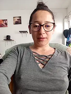 emilypoppy3 online show from 02/27/26, 08:31