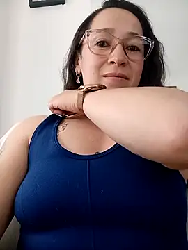 emilypoppy3 online show from 04/28/26, 08:58