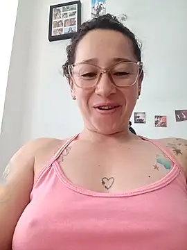 emilypoppy3 online show from 05/01/26, 03:38