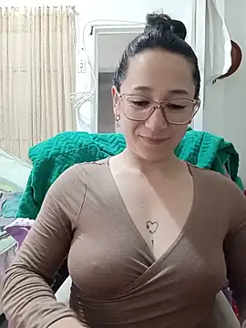 emilypoppy3 online show from 05/30/26, 07:11
