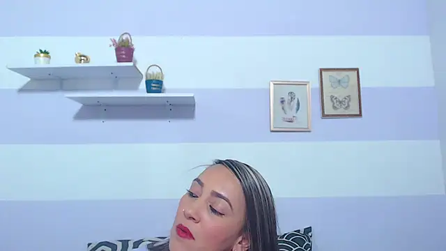 Snapshot of kimberlyvega chatting on 03/12/25, 06:11 kimberlyvega online show from 03/12/25, 06:11