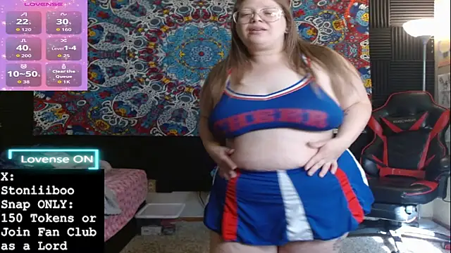 Stoniiiboo online show from 04/21/26, 01:17