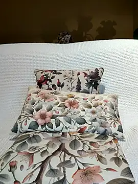 Melody87 online show from 11/20/25, 08:08