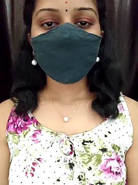 Angleannie online show from 04/11/26, 04:44