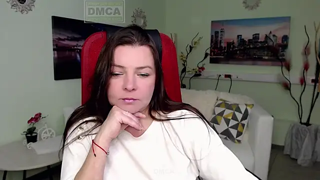 Lily flower7 online show from 12/14/25, 07:25