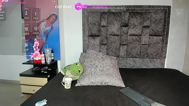 Snapshot of CandyRoxx1_ chatting on 07/09/26, 04:11 CandyRoxx1 online show from 07/09/26, 04:11