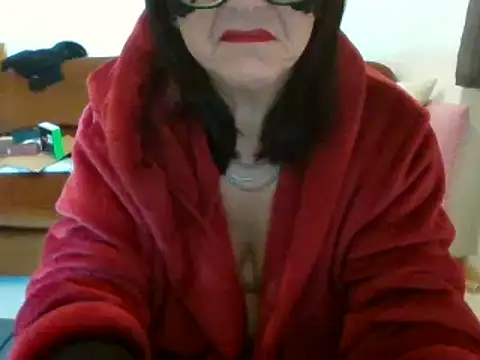 Snapshot of 45marina45 chatting on 02/26/25, 09:21 45marina45 online show from 02/26/25, 09:21