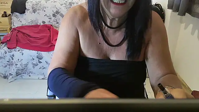 Snapshot of 45marina45 chatting on 10/13/25, 07:30 45marina45 online show from 10/13/25, 07:30